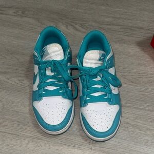 Nike women’s size 7 Aqua and White Sneakers